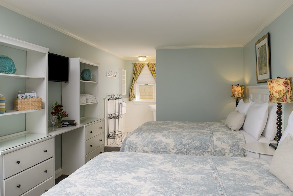 Madison Inn Оук-Блаффс Экстерьер фото
