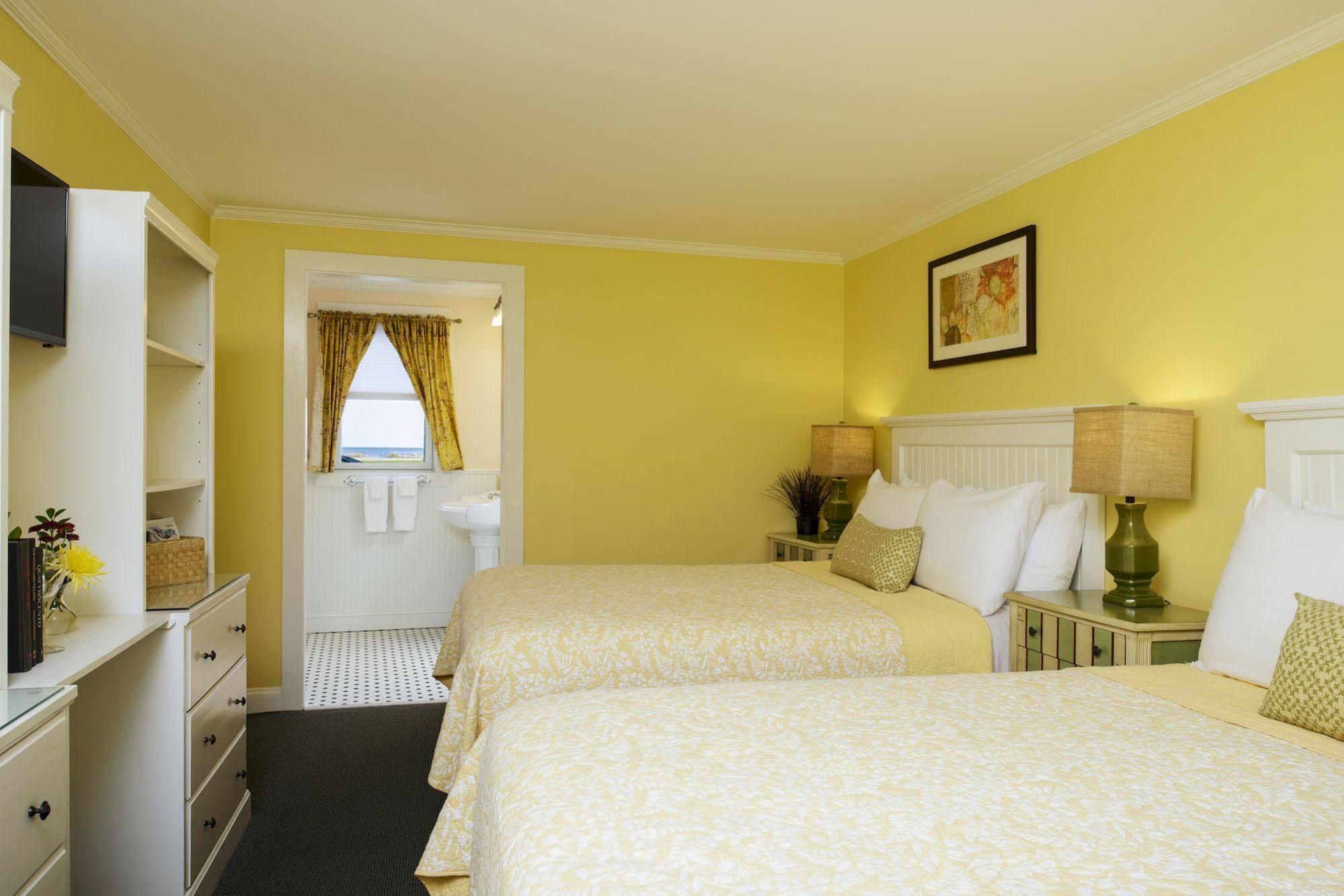 Madison Inn Оук-Блаффс Экстерьер фото